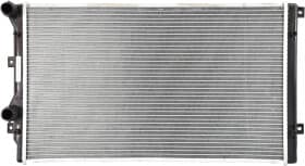 Радиатор охлаждения двигателя