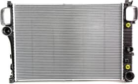 Радиатор охлаждения двигателя