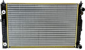 Радиатор охлаждения двигателя Радиатор охлаждения двигателя