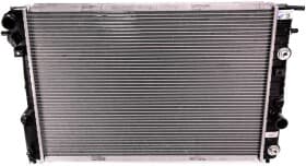 Радіатор охолодження двигуна Радіатор охолодження двигуна