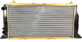 Радиатор охлаждения двигателя