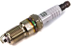Свеча зажигания