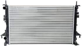 Радіатор охолодження двигуна Радіатор охолодження двигуна