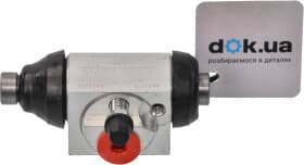 Колісний гальмівний циліндр