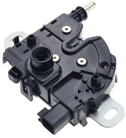 Замок капота