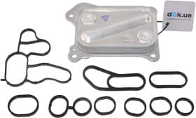 Оливний радіатор двигуна