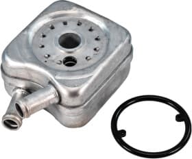 Масляный радиатор двигателя