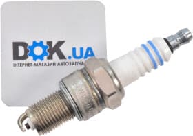 Свеча зажигания