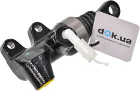 Главный цилиндр сцепления Vika 67210038201