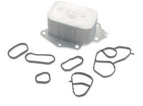 Масляный радиатор двигателя