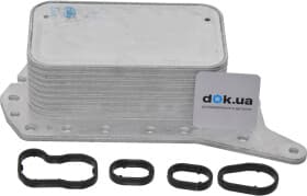 Оливний радіатор двигуна