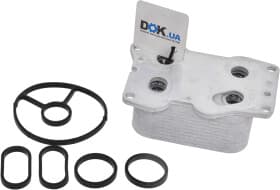 Оливний радіатор двигуна