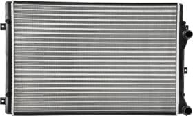 Радиатор охлаждения двигателя