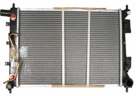 Радиатор охлаждения двигателя