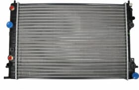 Радиатор охлаждения двигателя