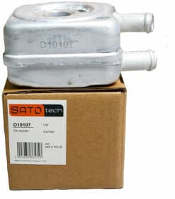 Оливний радіатор двигуна