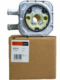 Оливний радіатор двигуна