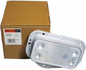 Оливний радіатор двигуна Оливний радіатор двигуна