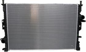 Радиатор охлаждения двигателя Радиатор охлаждения двигателя