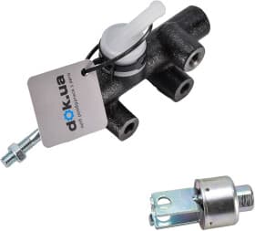 Главный цилиндр сцепления