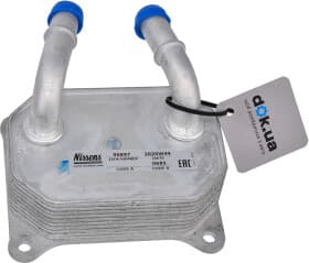 Оливний радіатор двигуна