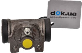 Колісний гальмівний циліндр