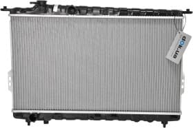 Радиатор охлаждения двигателя