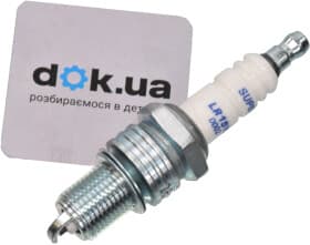 Свеча зажигания