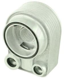 Оливний радіатор двигуна