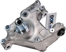 Поворотный кулак