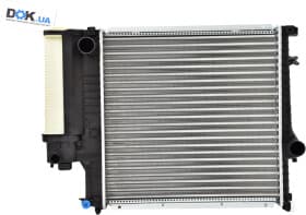 Радиатор охлаждения двигателя