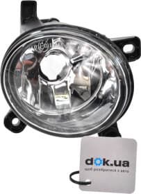 Передняя противотуманная фара