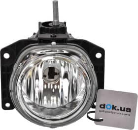 Передняя противотуманная фара