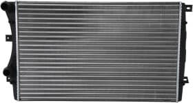 Радиатор охлаждения двигателя