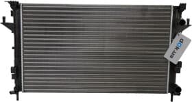 Радиатор охлаждения двигателя