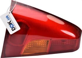 Задній ліхтар Задній ліхтар