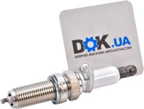 Свеча зажигания