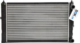 Радиатор охлаждения двигателя