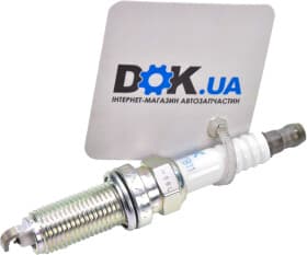 Свеча зажигания