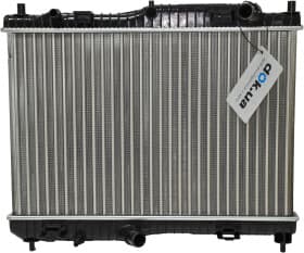 Радіатор охолодження двигуна Радіатор охолодження двигуна