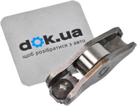 Штовхач клапана