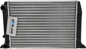 Радиатор охлаждения двигателя