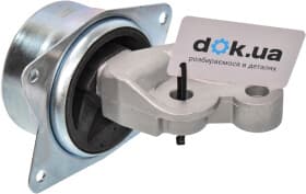 Подушка двигателя