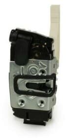 Замок крышки багажника