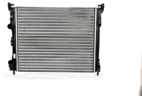 Радіатор охолодження двигуна Радіатор охолодження двигуна