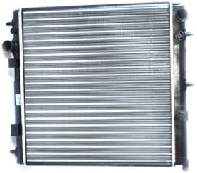 Радіатор охолодження двигуна Радіатор охолодження двигуна