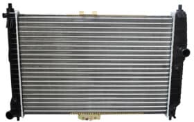 Радиатор охлаждения двигателя