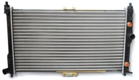 Радиатор охлаждения двигателя