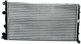 Радіатор охолодження двигуна Радіатор охолодження двигуна