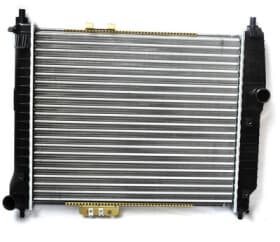 Радіатор охолодження двигуна